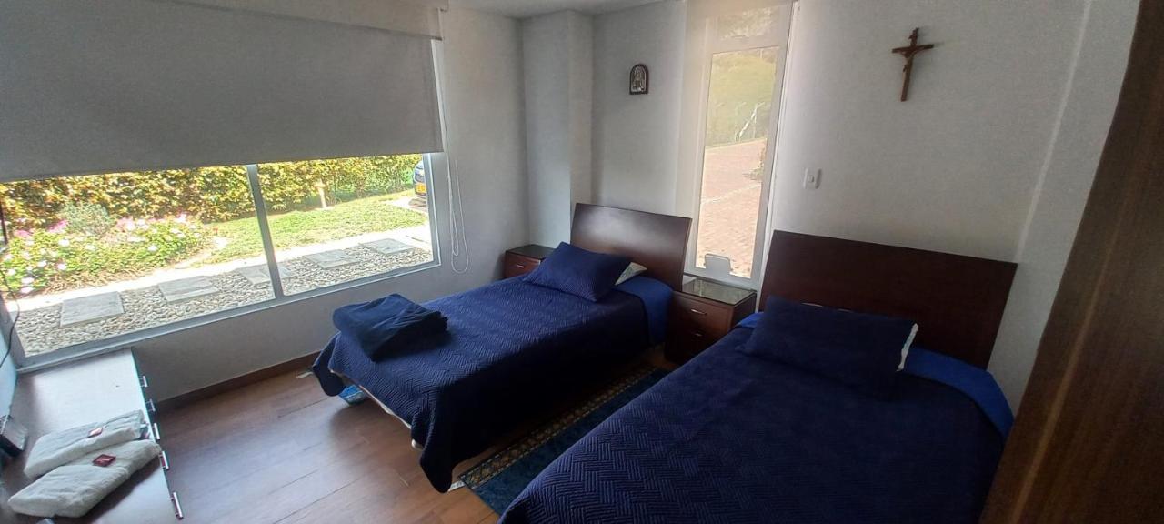 Casa El Pino Bed & Breakfast อกิตาเนีย ภายนอก รูปภาพ